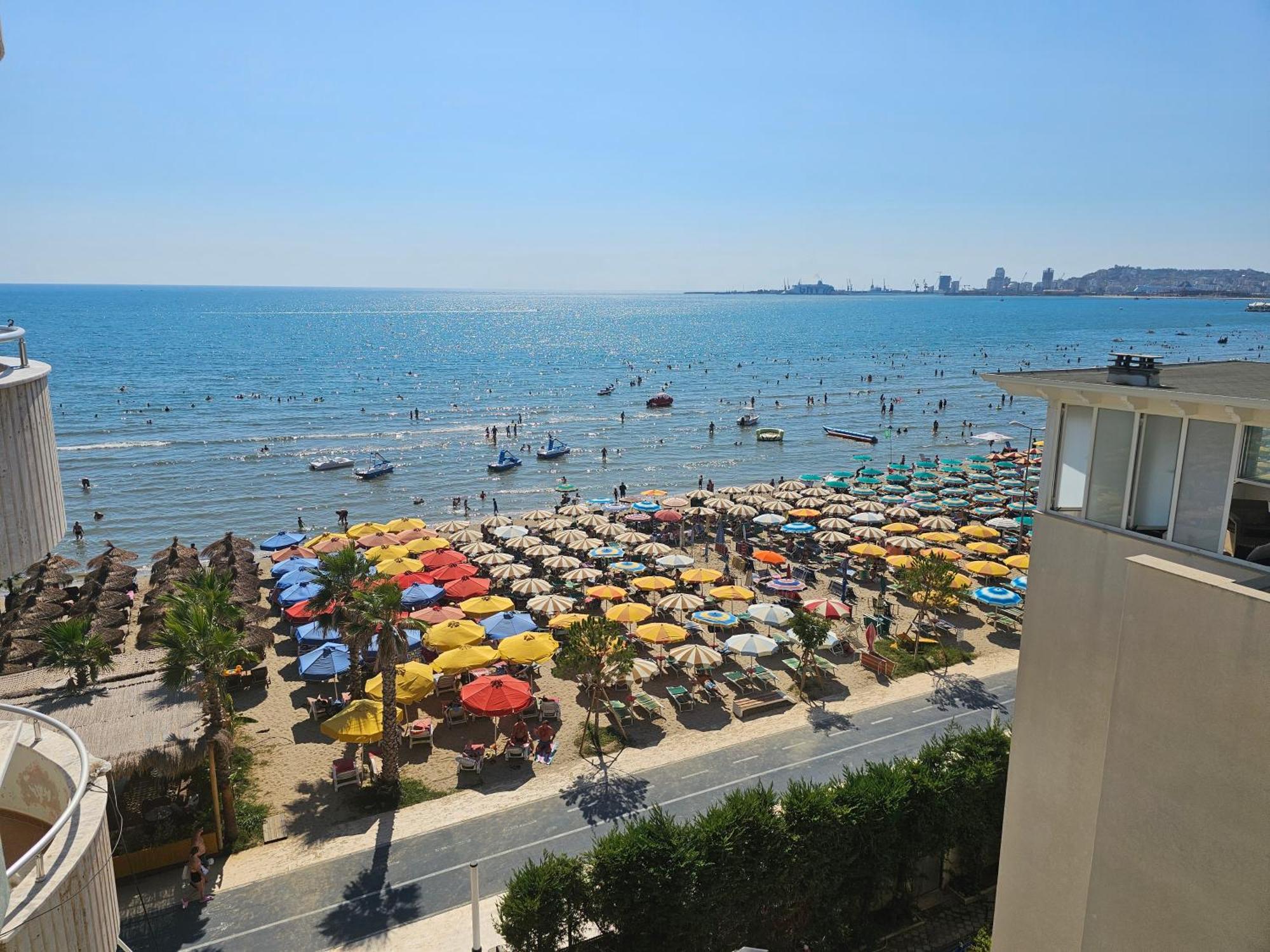 Bral Apartment 6 Durrës Extérieur photo
